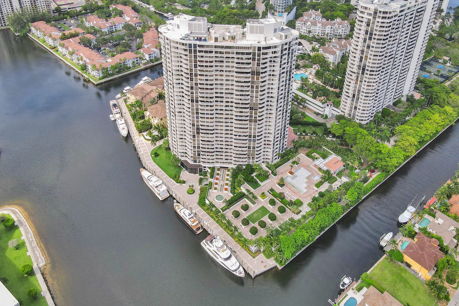 Aerial of One Thousand Island